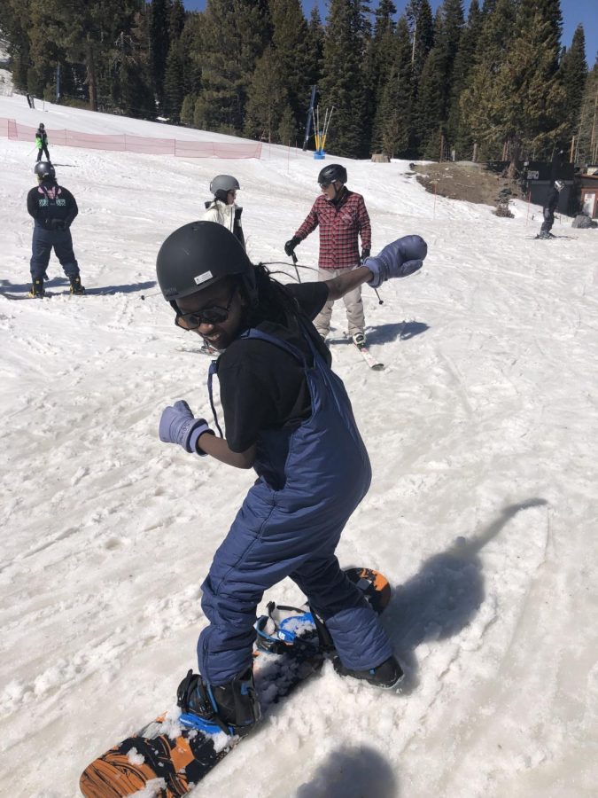 Sophomore Ashley Kaage snowboards down a slope.    Photo courtesy of Darren Chan.
